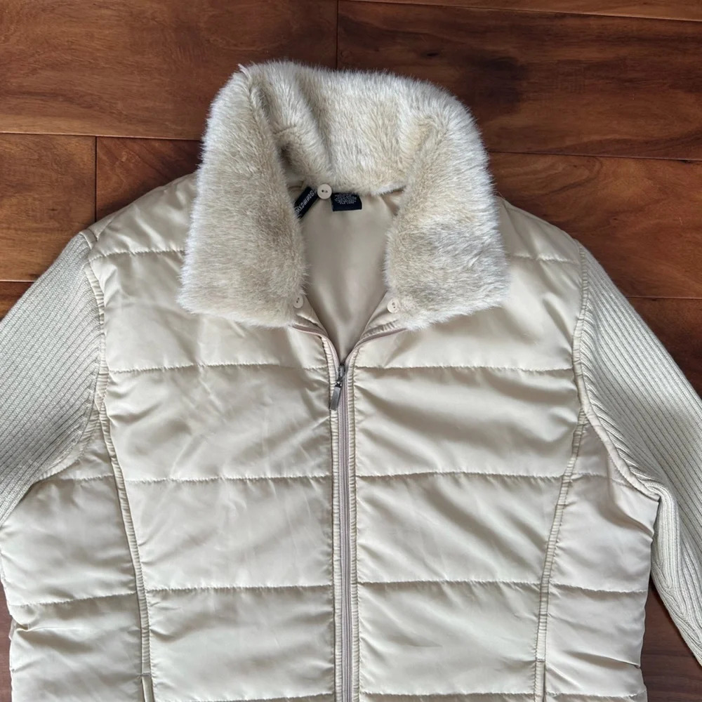Jason Maxwell Cream Puffer Jacket With Sweater Sleeves & Faux Fur Collar Large - Picture 2 of 5